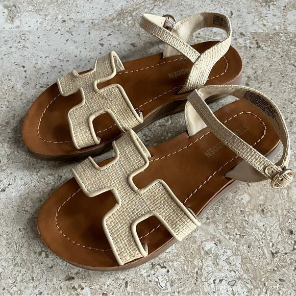 NWOB Steve Madden Little Girls Jharrlow Flat Sandals (1) - Picture 6 of 9